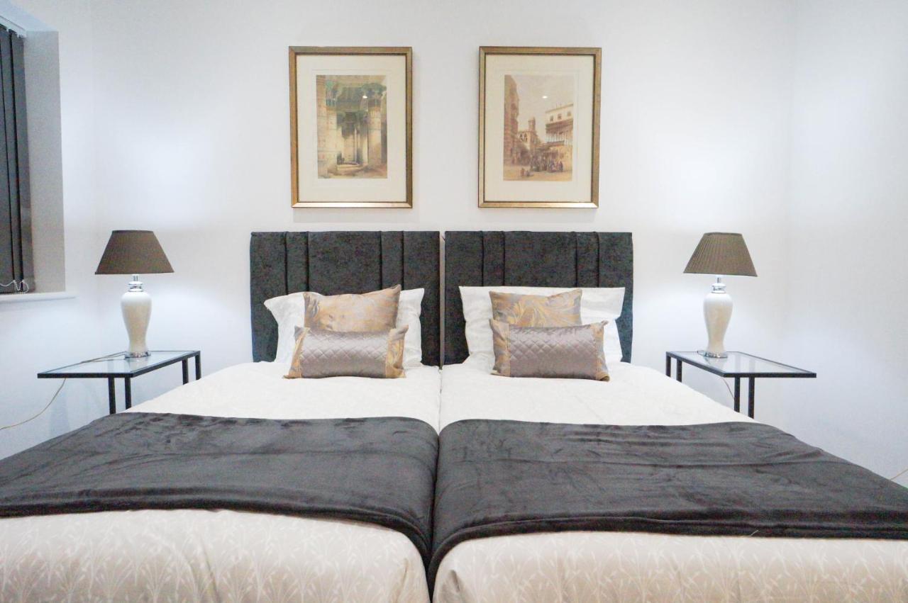 Premium Apartments Thatcham Broadway Exteriör bild